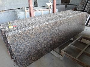baltische bruin granieten plaat met een concurrerende prijs