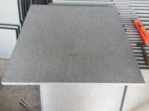 g654 graniet gevlamde vloertegels 600x600 kleiklinkers