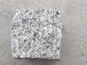 G623 Grey Granite Natural Split 100mm Granite Setts
