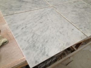 Gepolijste witte Carrara marmeren badkamer vloertegel