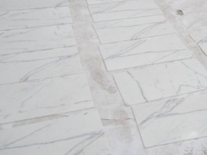Calacatta wit marmeren tegel wandpaneel vloerpatroon
