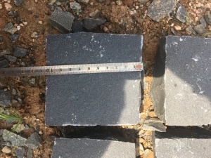 china zwarte basalt kubus steen